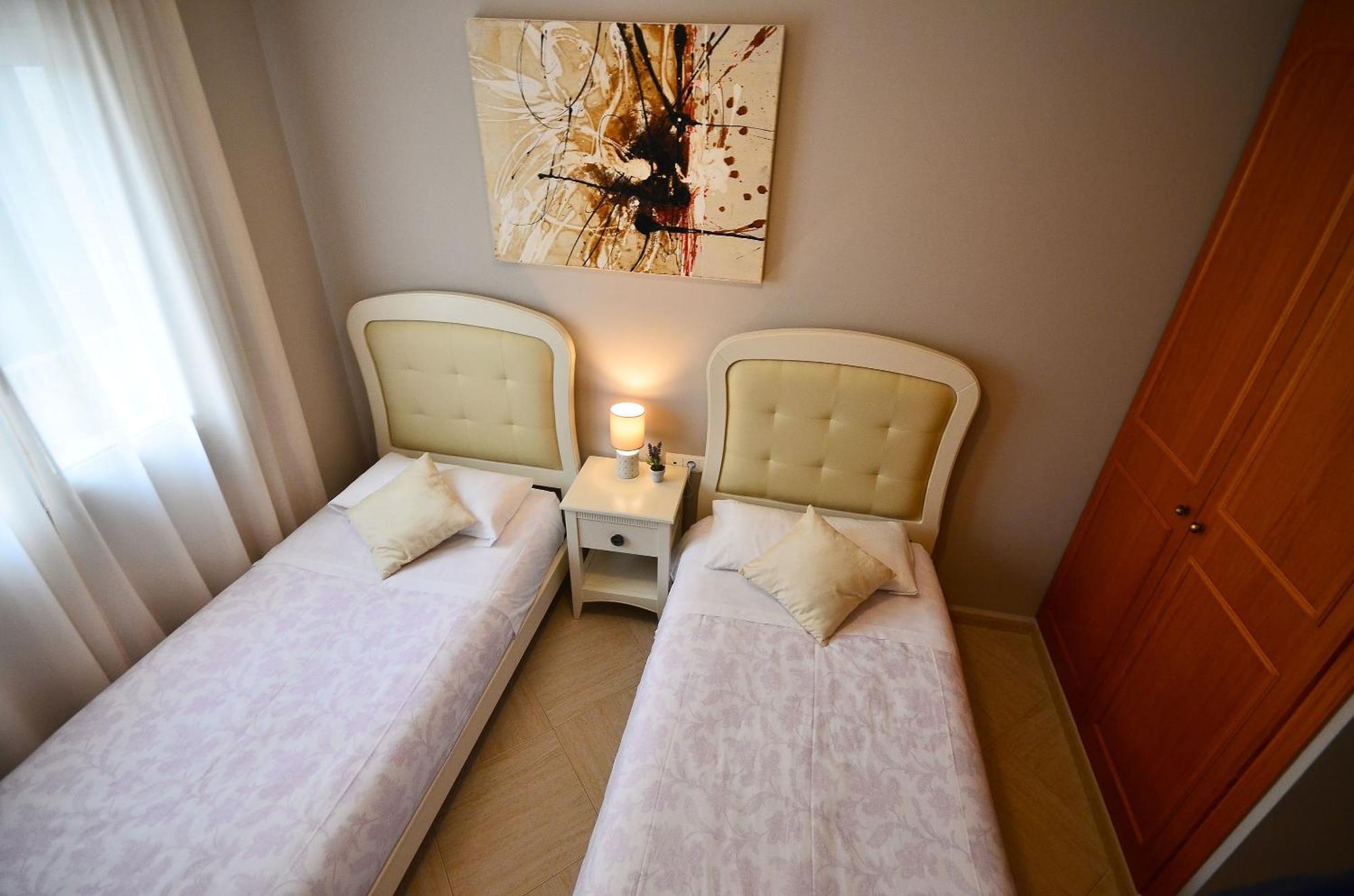 Aparthotel Ola Blanca Cala de Finestrat Bagian luar foto