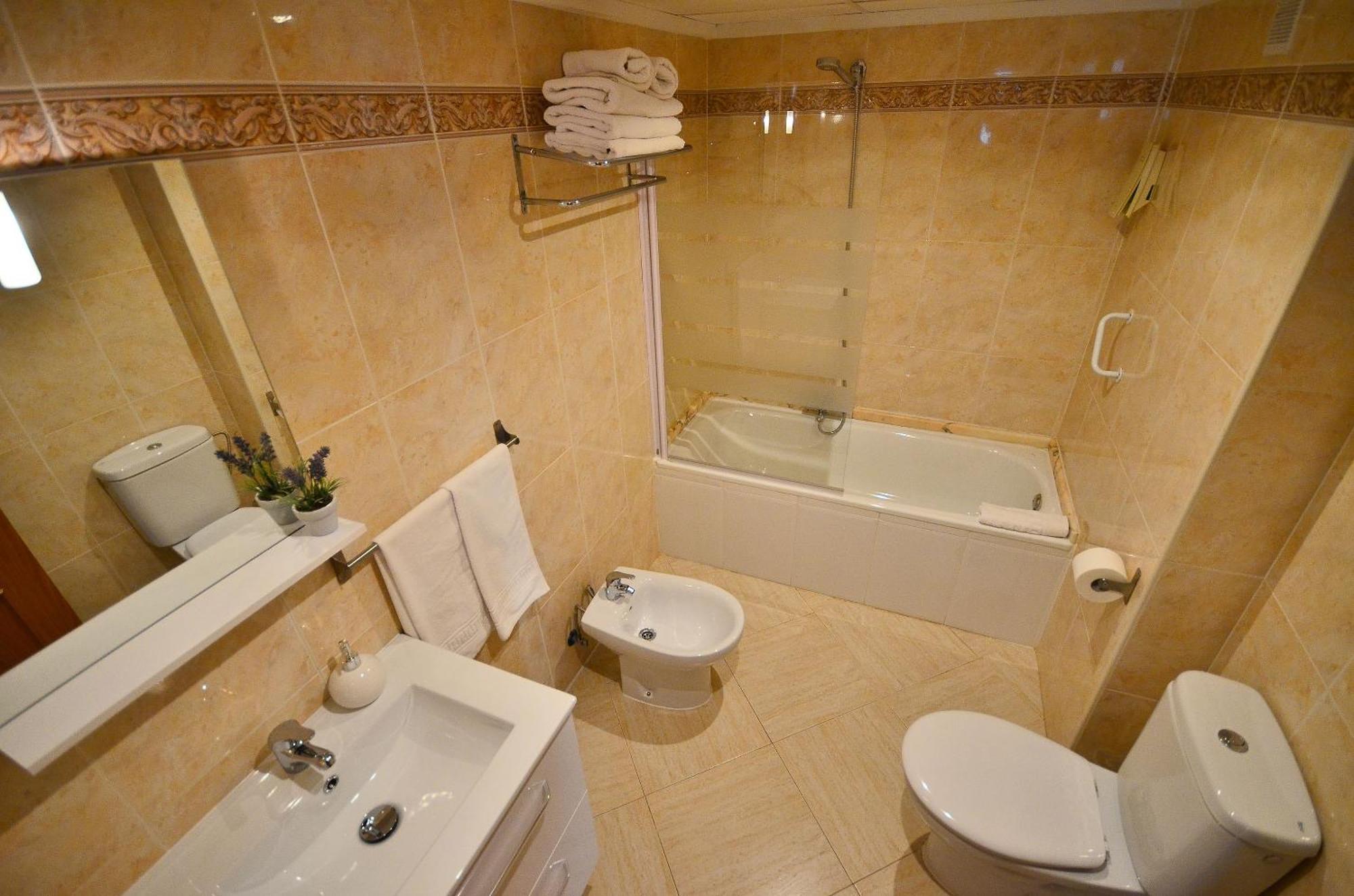 Aparthotel Ola Blanca Cala de Finestrat Bagian luar foto