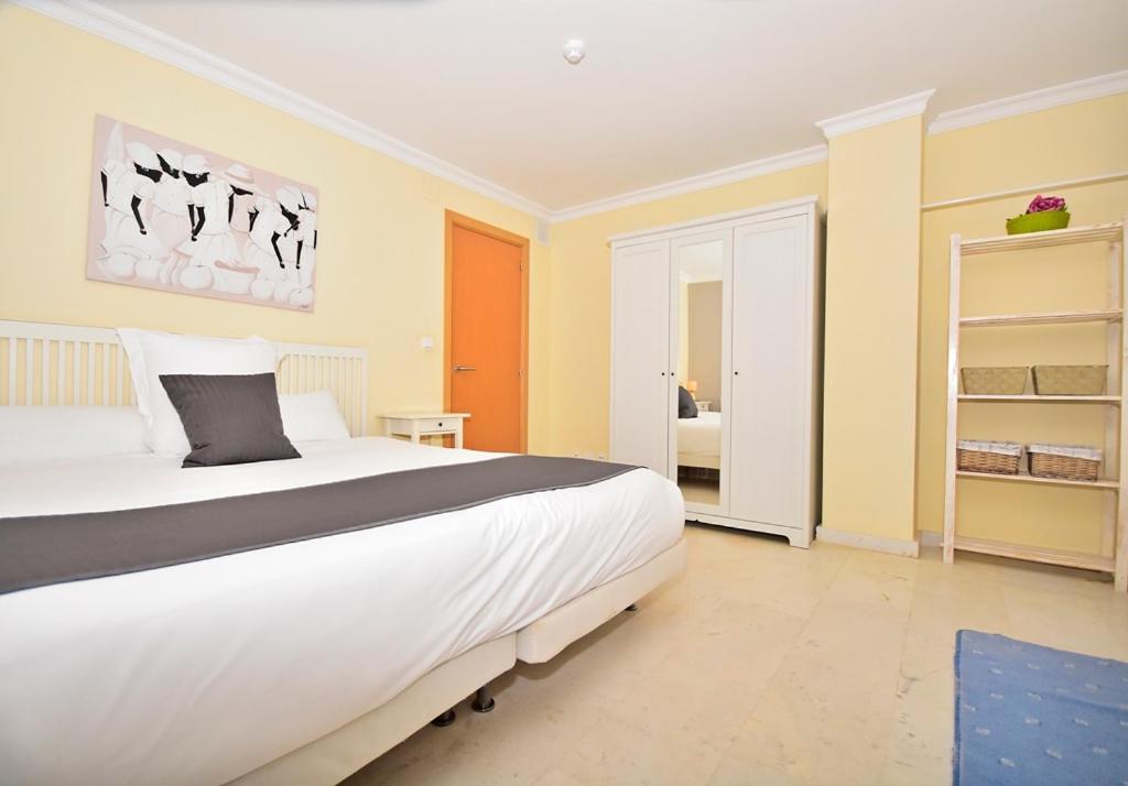 Aparthotel Ola Blanca Cala de Finestrat Ruang foto