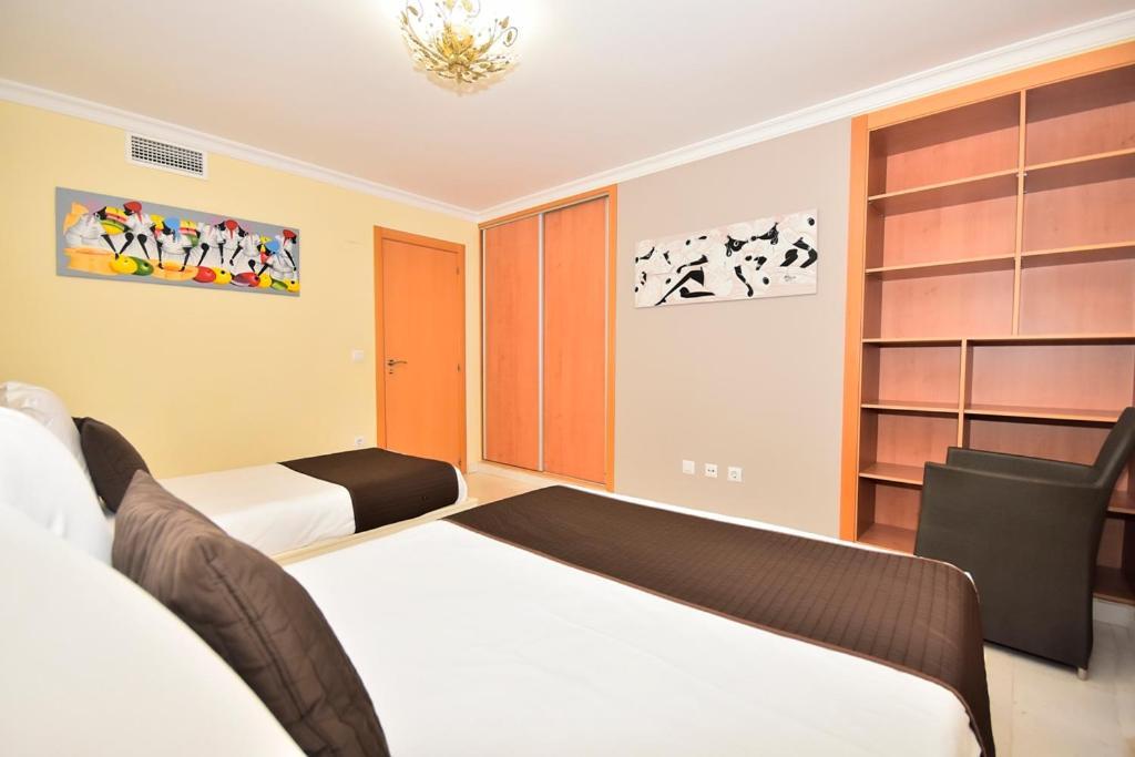 Aparthotel Ola Blanca Cala de Finestrat Ruang foto